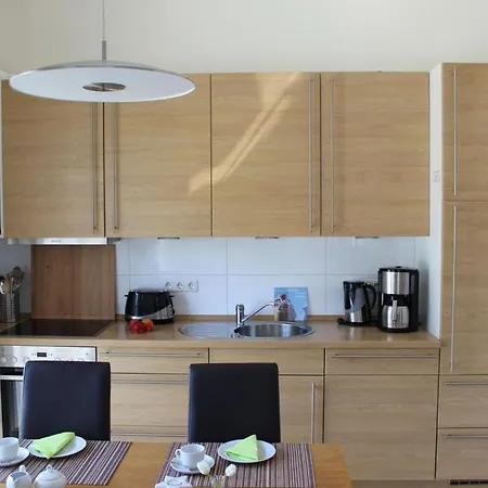 Island Nest * Цинновиц